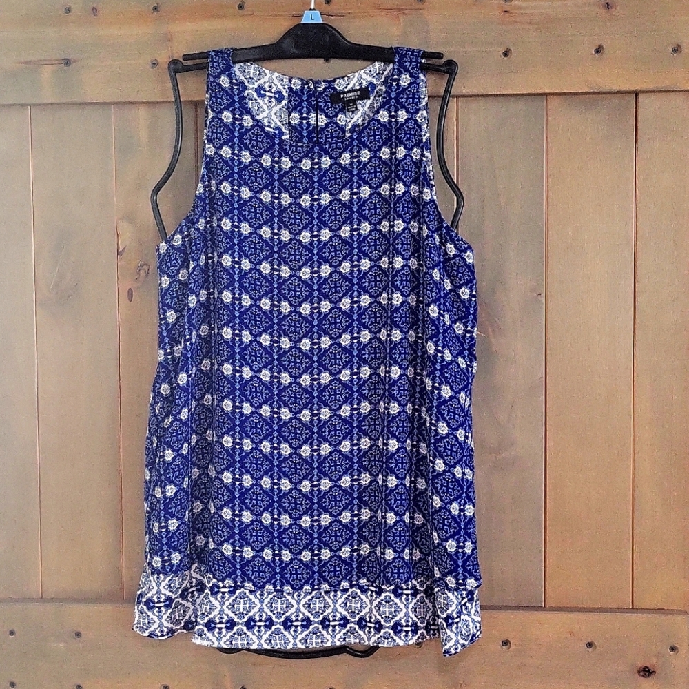 Premise Studio 2-layer sleeveless top